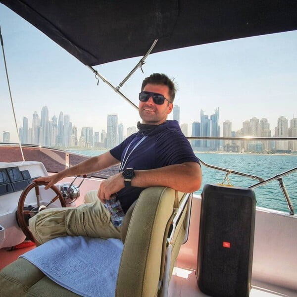 BruTours przewodnik dubaj